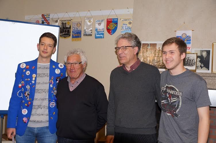 Clément, Hubert Pétorin Président 2015/2016, Pascal Thomas Responsable Programmes Jeunesse, et Bruno notre étudiant qui vient du Brésil.